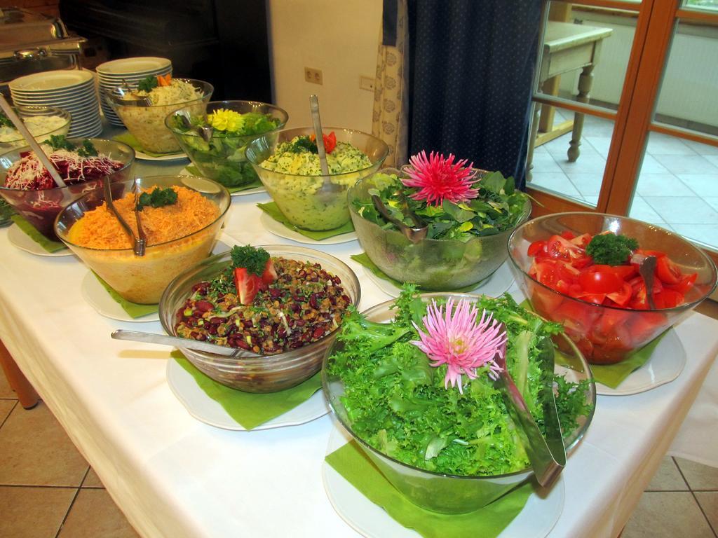 Steinschalerhof Hotel Warth  ภายนอก รูปภาพ