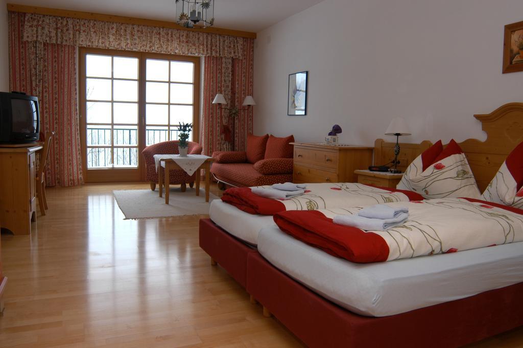 Steinschalerhof Hotel Warth  ภายนอก รูปภาพ
